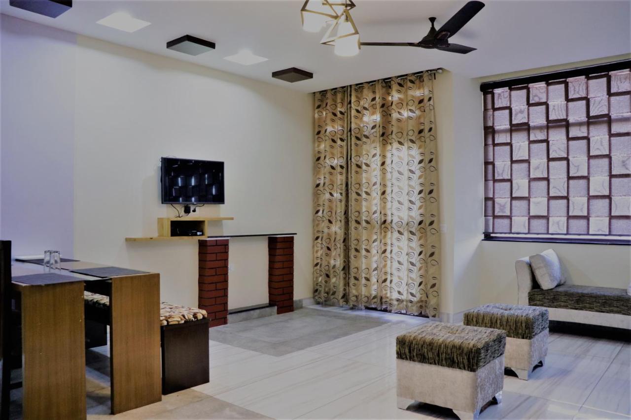 Wildleaf Kasauli Valley Homz Bed & Breakfast Exterior foto