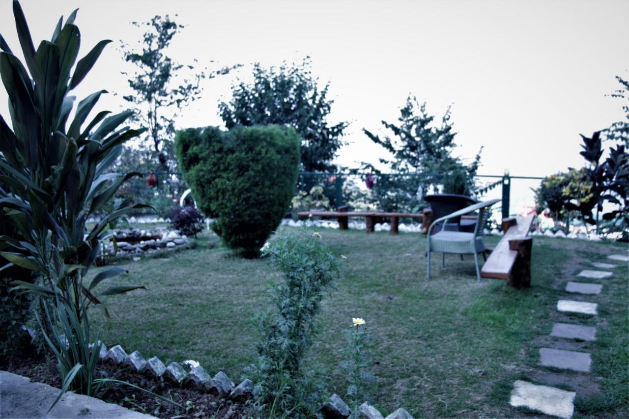 Wildleaf Kasauli Valley Homz Bed & Breakfast Exterior foto